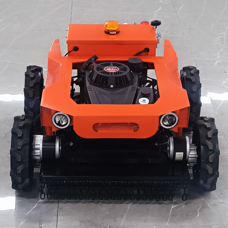 4×4 Radio-controlled lawn mower